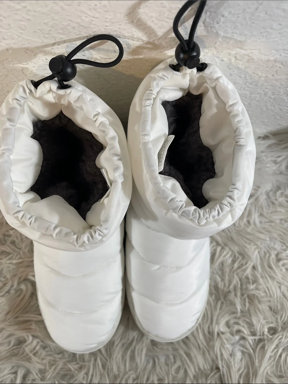 Ross & Snow White Wool Lined Puff Boot Size 8  Made In Italy NEW